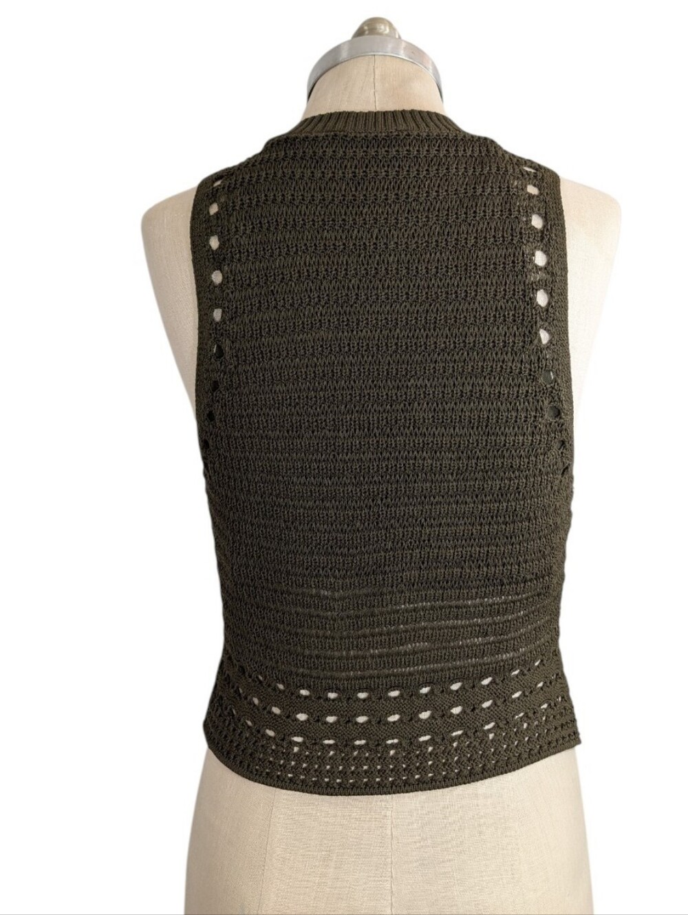 Express Olive Green Crochet Knit Crop Tank Top Sleeveless High Neck Lined Medium - Picture 3 of 8